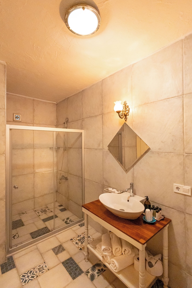 Alacati Eski Ev Hotel - Image 7