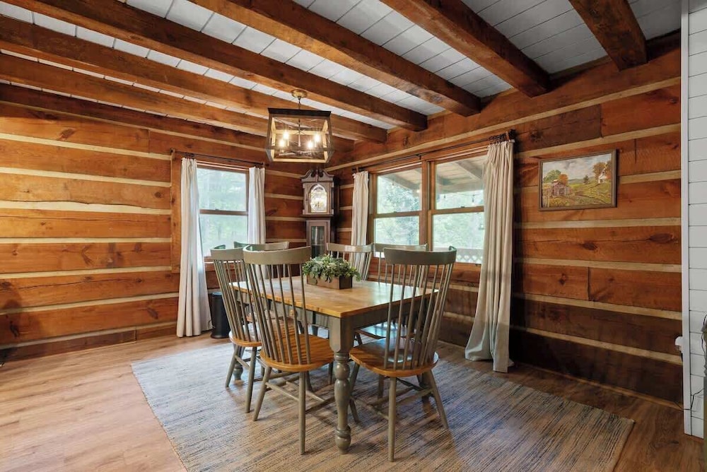 Outdoors Sleeps7 Family Getaway Fun Arcade