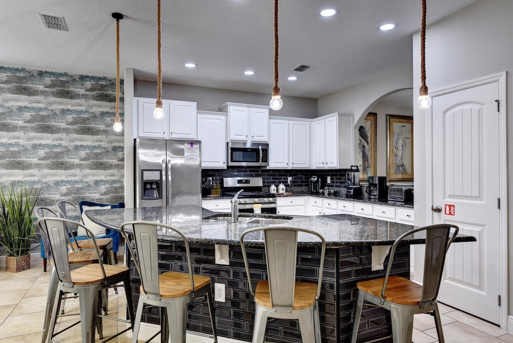 Luxury Solterra Villa - Pool Spa Near Disney