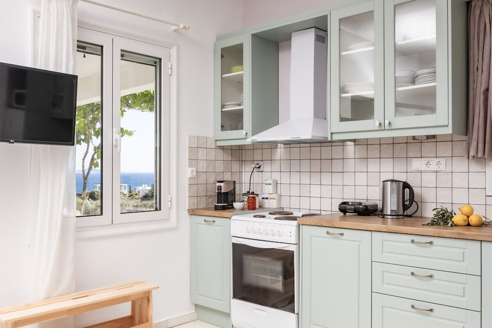 Marathitis Cottage House - Aegean sea View