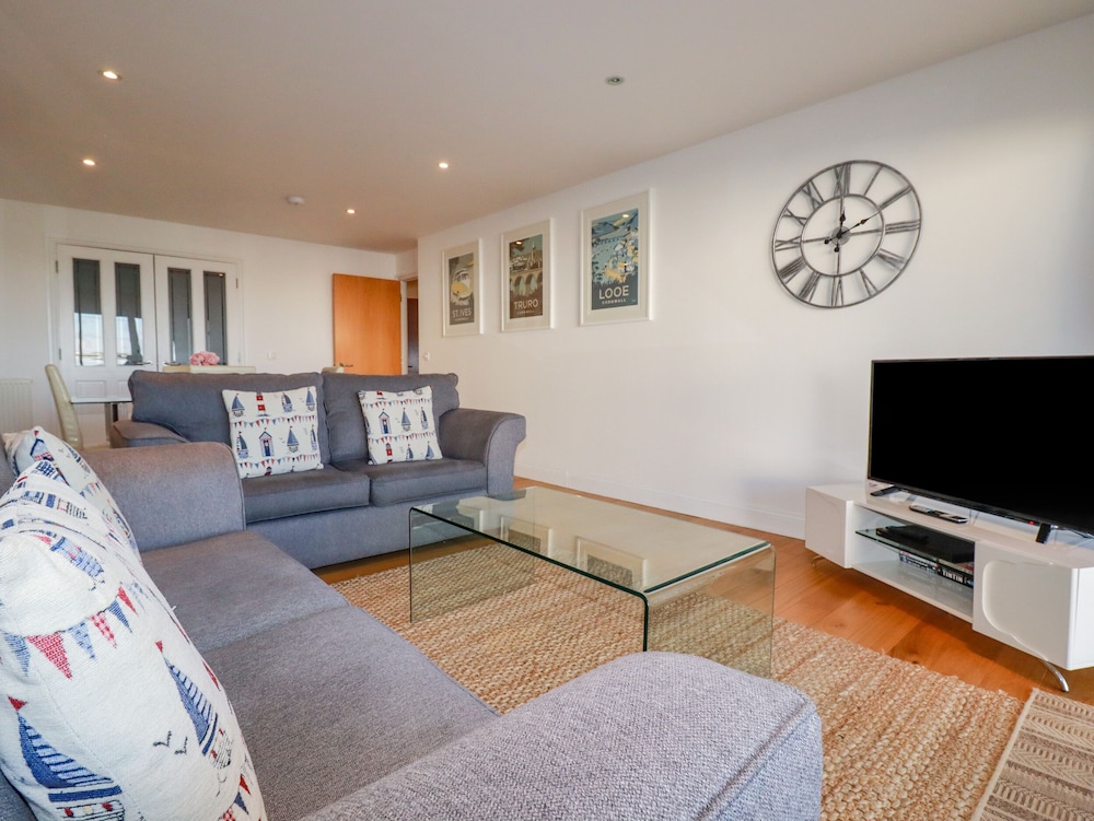 47 Bredon Court