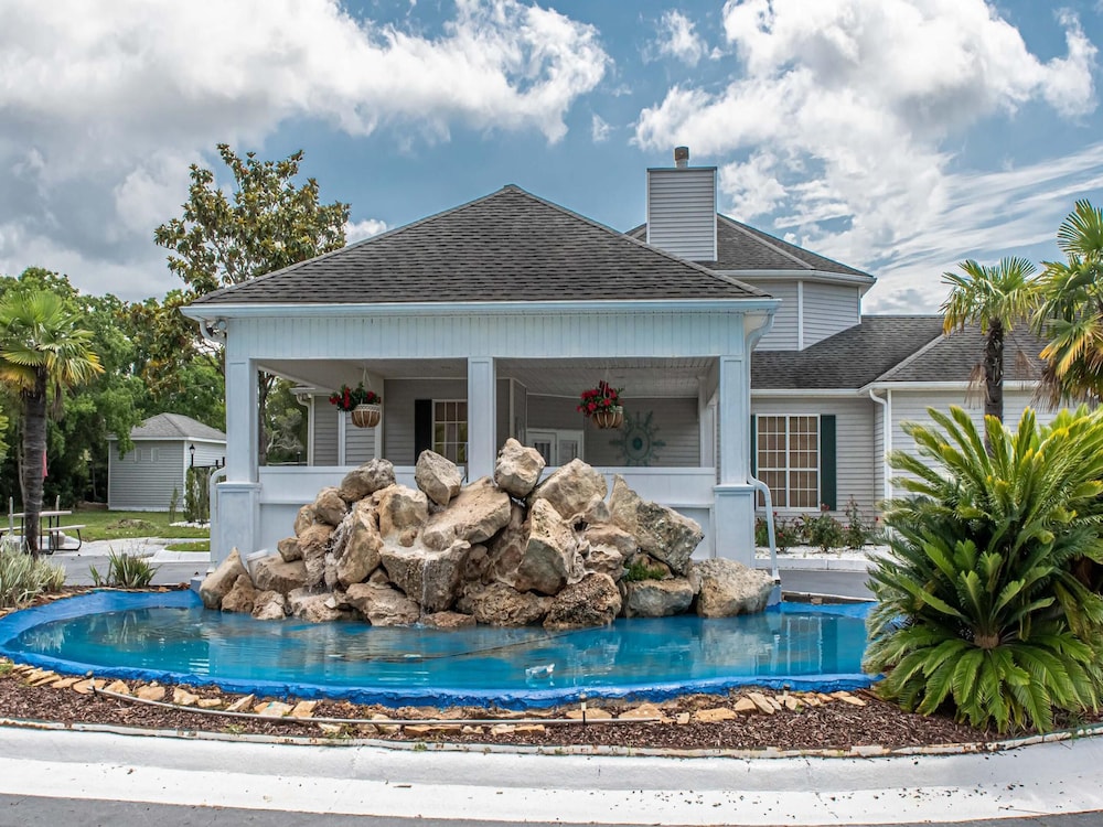 Colony Club #U3 by Southern Vacation Rentals