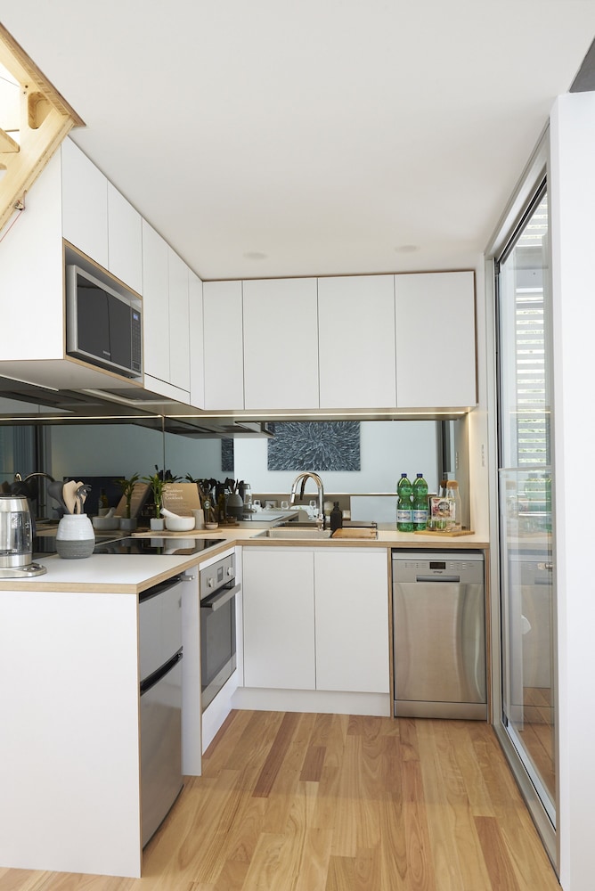 Studio Reuss - a City Retreat view 3