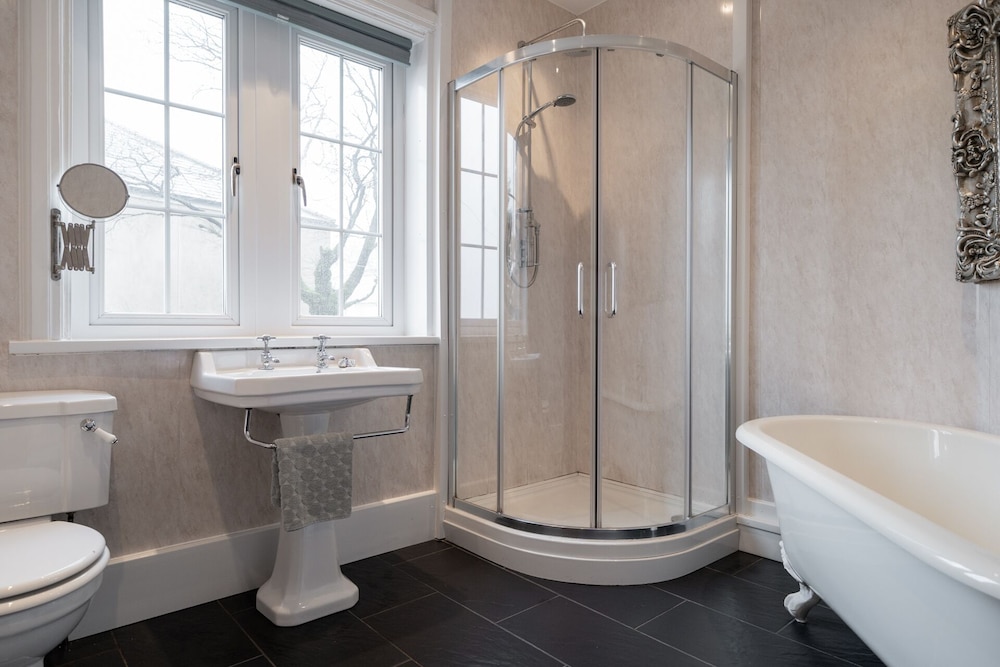 Yelverton Vacations - The Oratory - Property Image 4