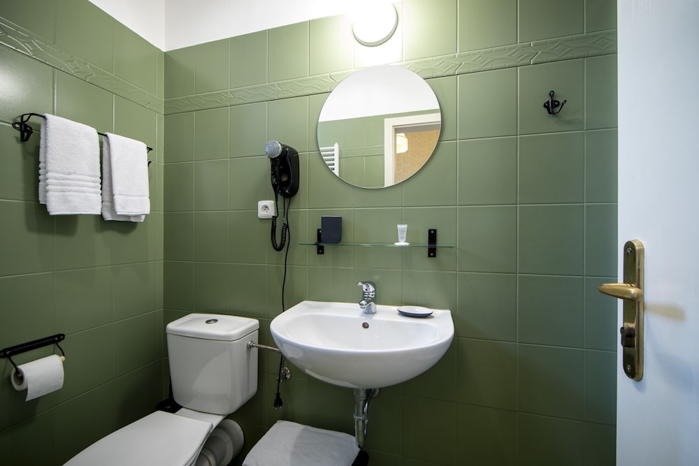 Sir Toby's Midtown - Hostel