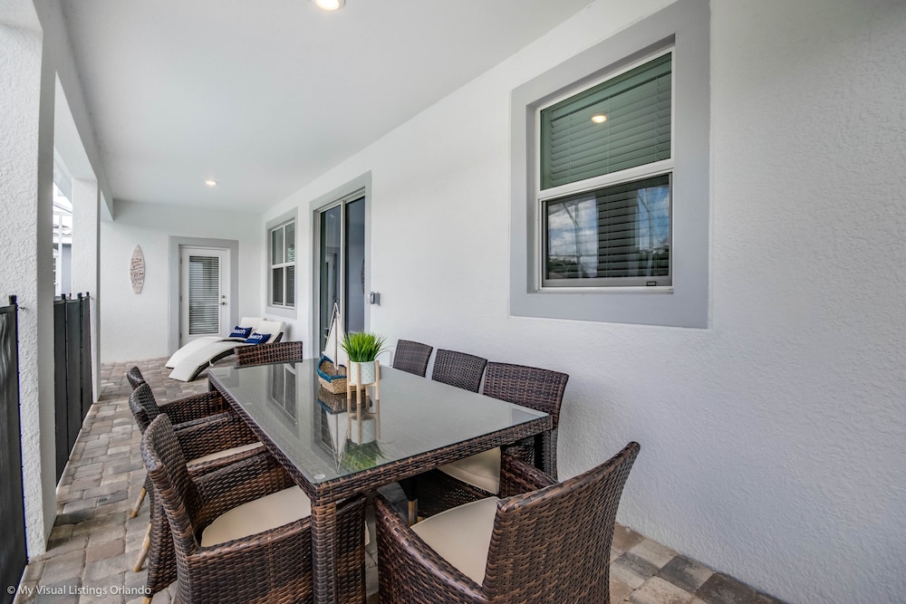 6 Bedroom Villa With GR and Pool - Image 1