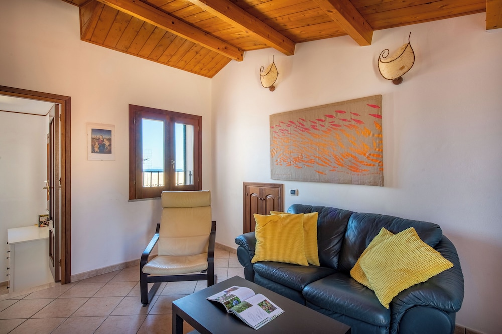 Terrazza Mandralisca by Wonderful Italy