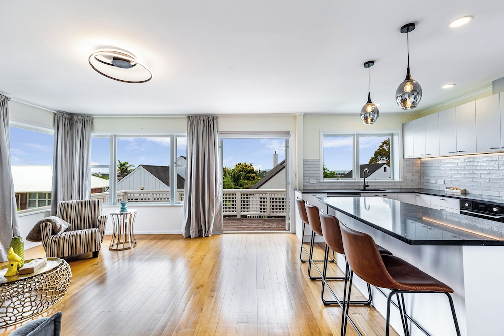 Serene 2BR Home in Meadowbank by Zodiak Stays