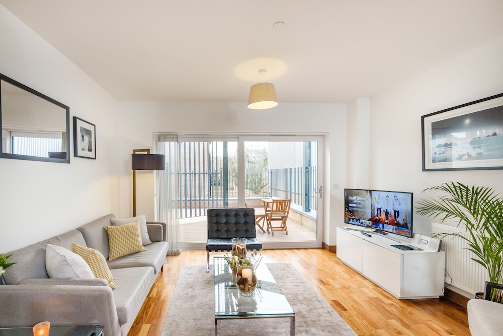 Flamsteed Duplex Apartment