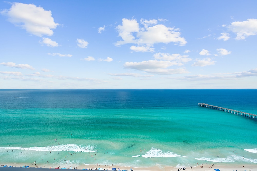 Calypso Beach Resort by Panhandle Getaways