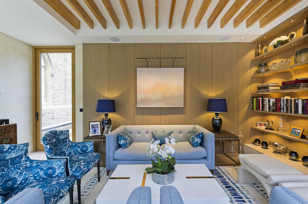 Stunning 5 bed Fulham Home w Indoor Pool Sauna and Private Garden