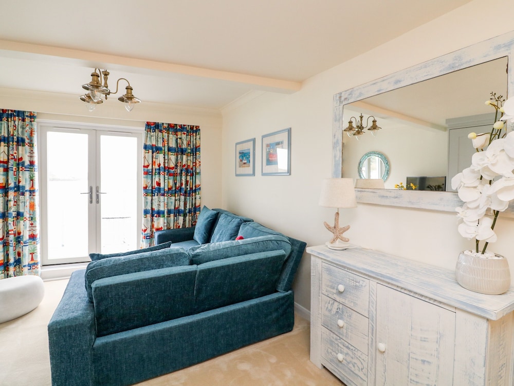36 The Salcombe view 3