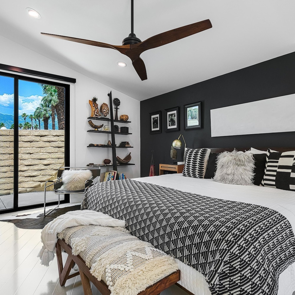 Cccc Gorgeous Remodel With Stellar Views