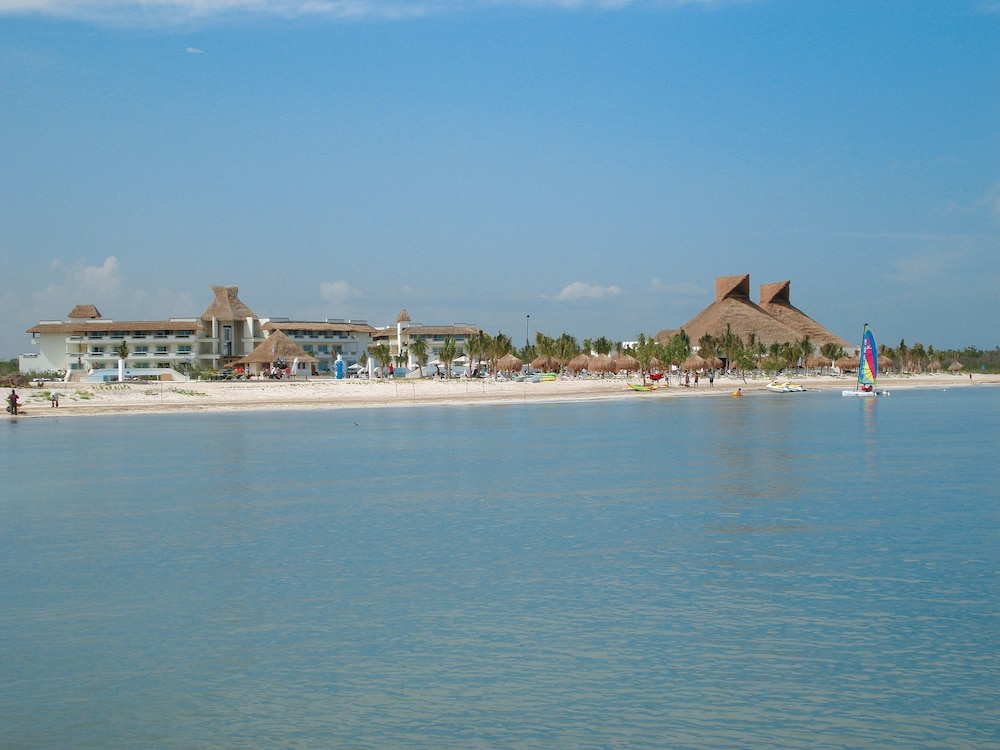 BlueBay Grand Esmeralda All Inclusive - Property Image 13