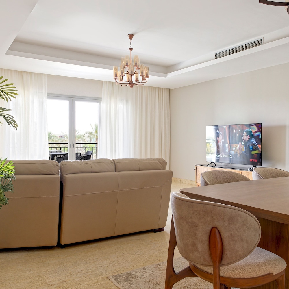 Vesta - Luxury Apt - 2BR - CFC Xxxv