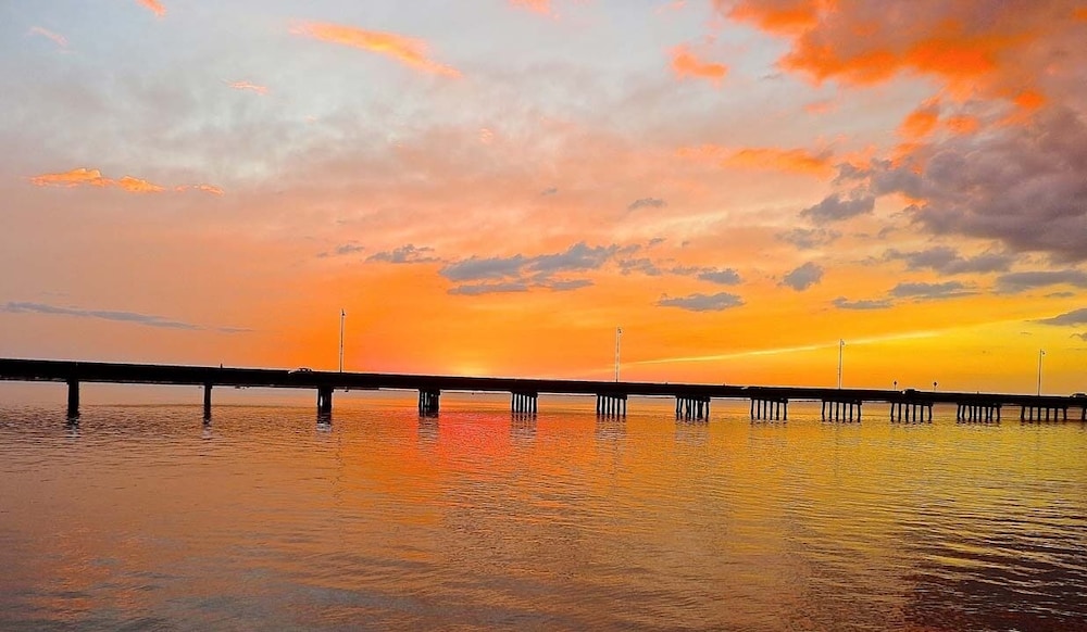 Punta Gorda 3-Bedroom Canalfront Vacation Condo with Dock 3 Condo