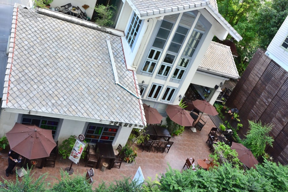 Piyavan Tower Serviced Apartment