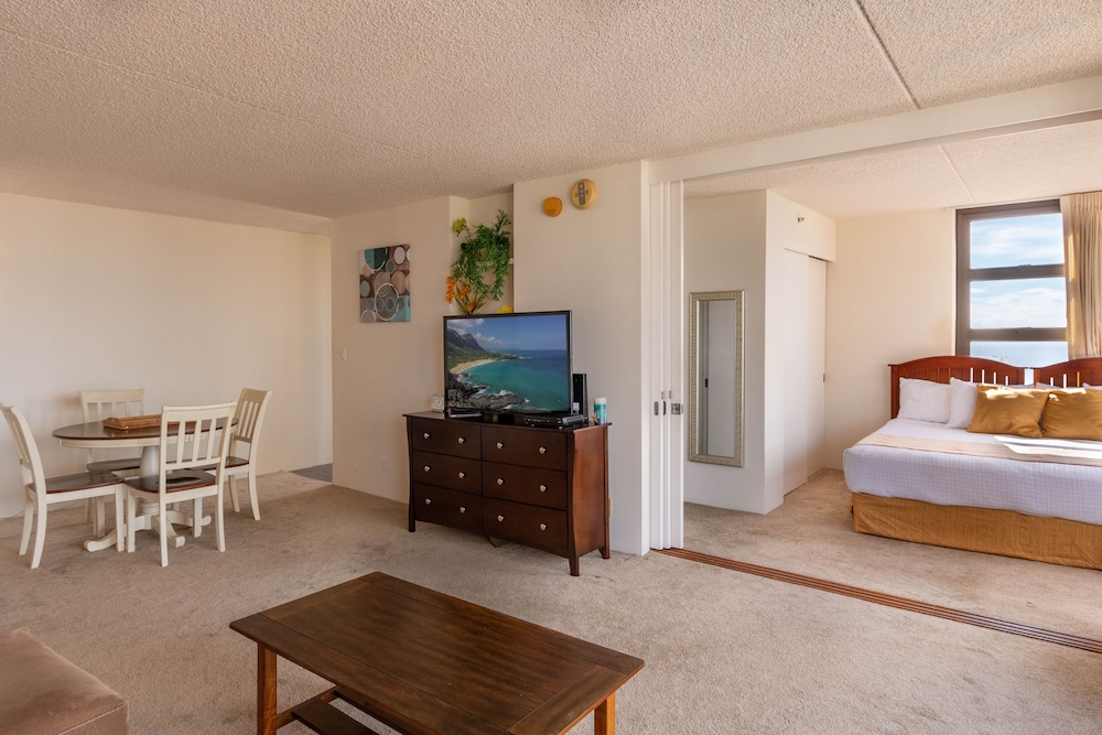 Waikiki Banyan Condo Located One Block From Waikiki Beach! by Koko Resort Vacation Rentals