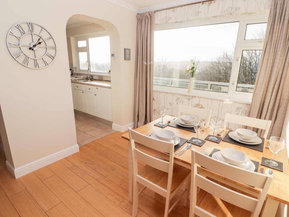 54 Croft Court