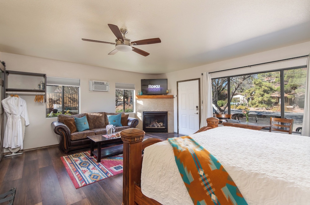 Whispering Creek B&B