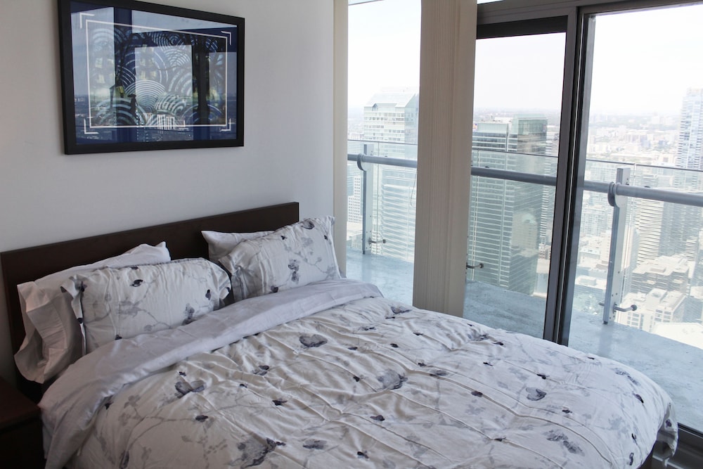 The York Boutique Suites - Image 5