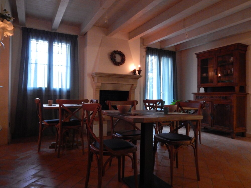 El Pavejo Alloggio e Colazione