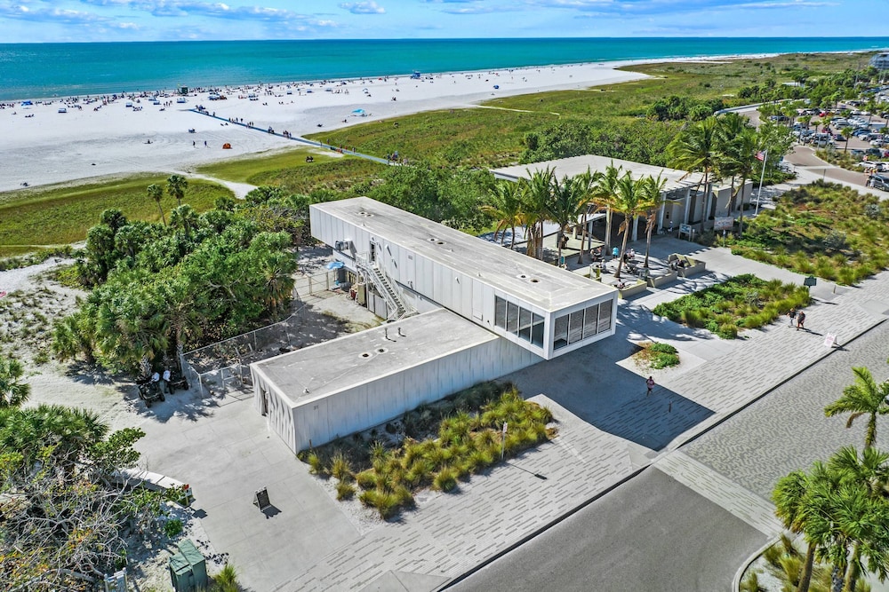 Sand Dollar Cottage
