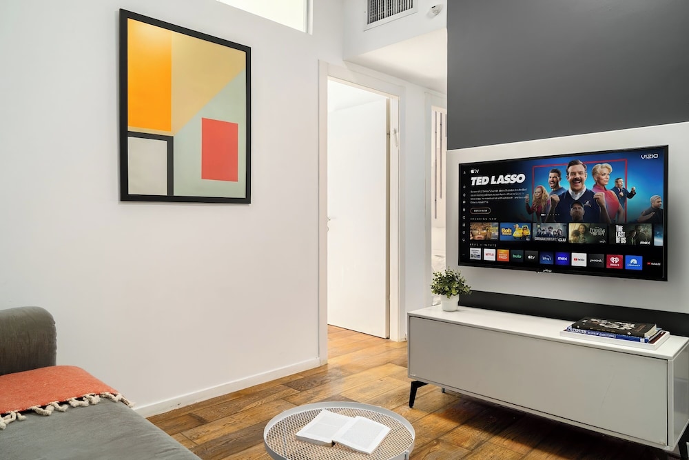 Allenby Urban Living Apartments by Sea N Rent