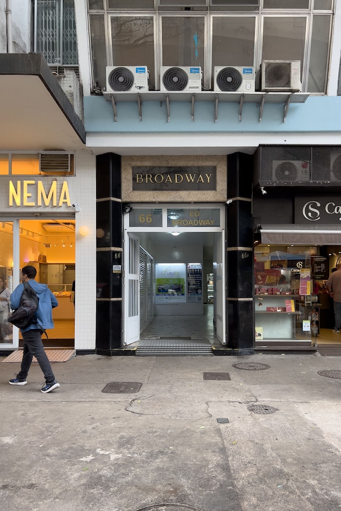 4 Minutes From Copacabana Beach Hg610