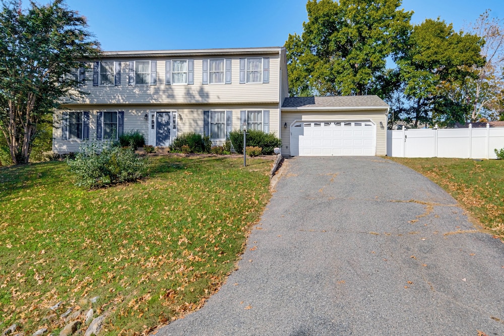 Nurse-friendly Fredericksburg Apt Near Hospitals