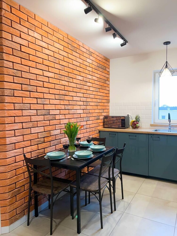 Lumina modern 3-rooms family apart