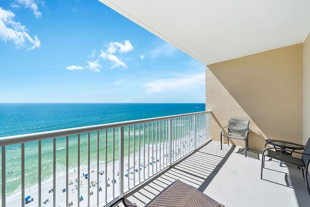 Majestic Beach Towers 1-1314