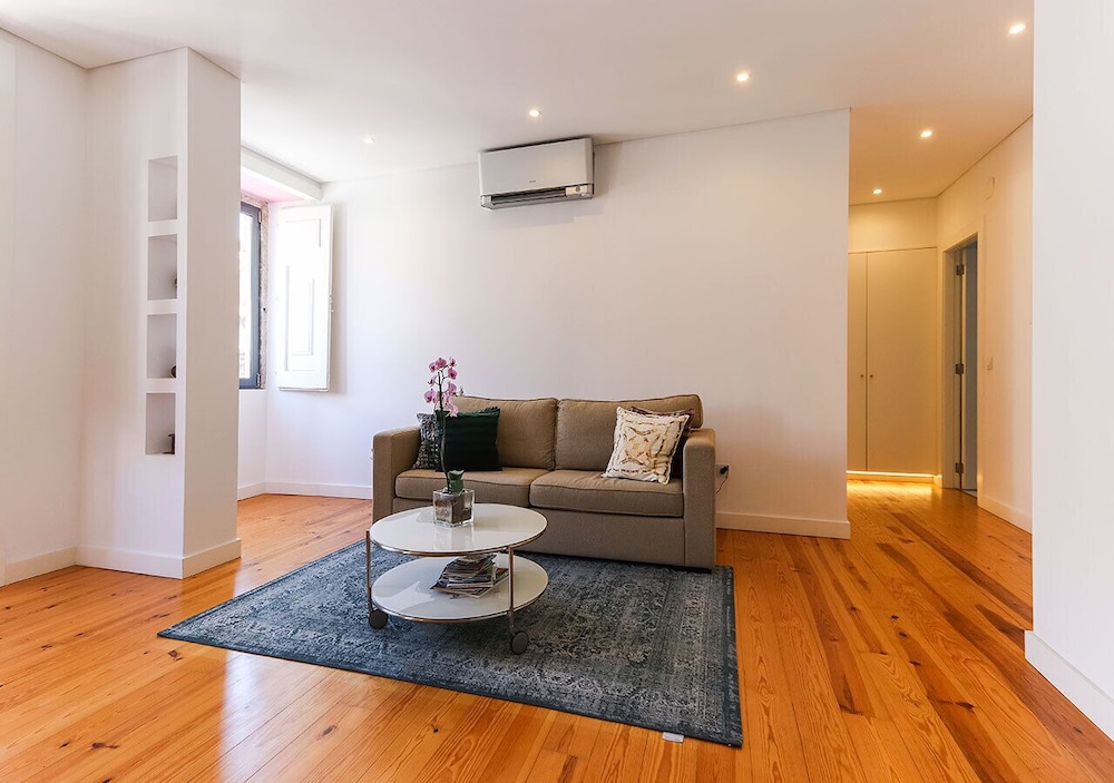 JOIVY Bright&cosy 1-bed Apt, moments from Avenida da Liberdade