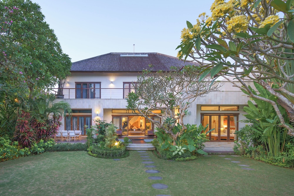 Villa Kaira