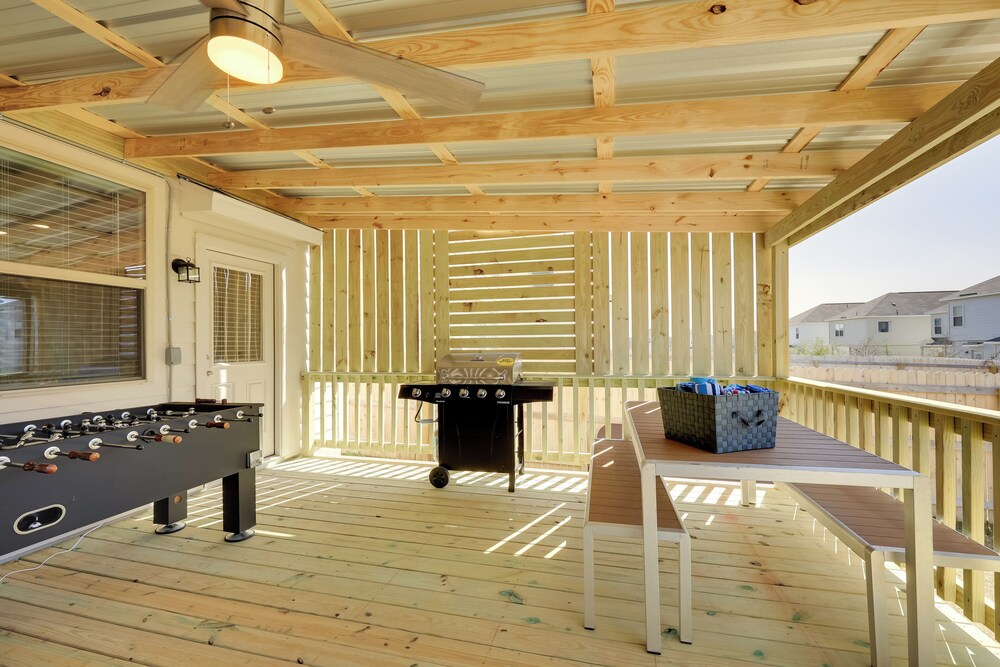 Hot Tub & Pool Haven w/ Game Loft: 6 Mi to Afb!