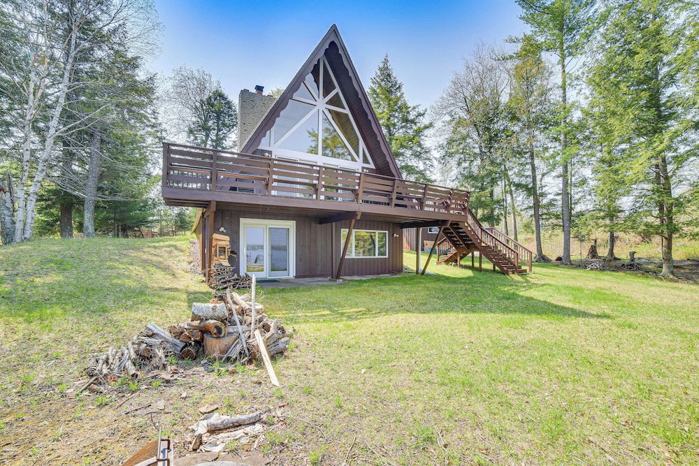 Upper Peninsula Lakefront A-frame Cabin w/ Dock view 5