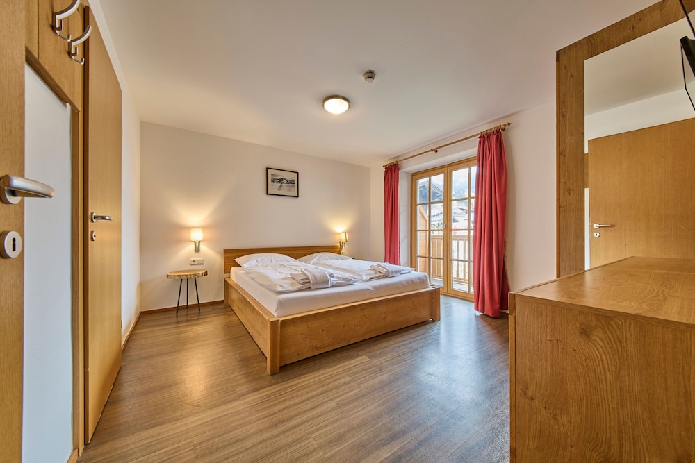Apartment Residence Top 1 view 2