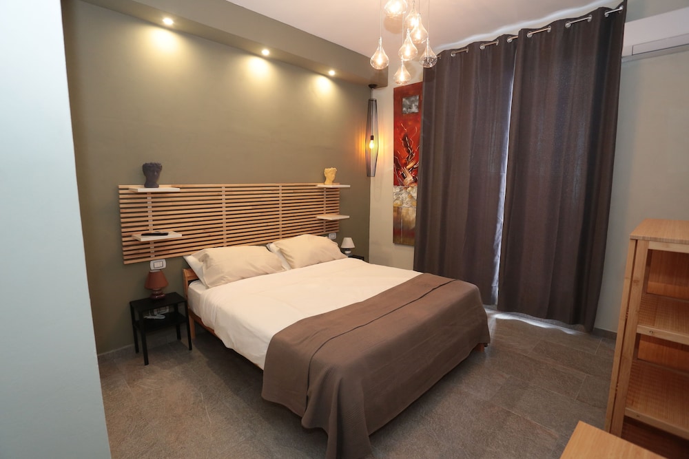 OIKIA AUTOMATIC ROOMS
