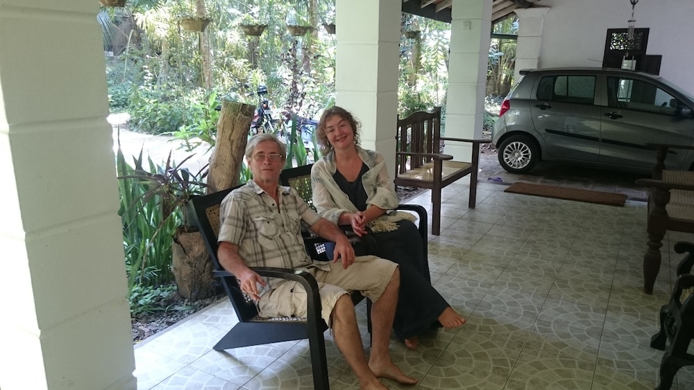 Home Stay Strand view 4