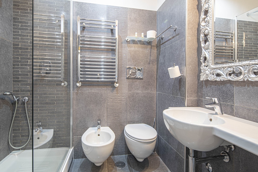 Suite Castrense