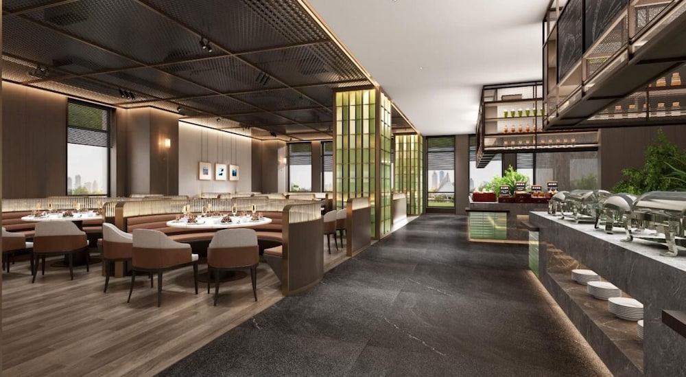 HIGH-TECH NEW YUET INTERNATIONAL HOTEL