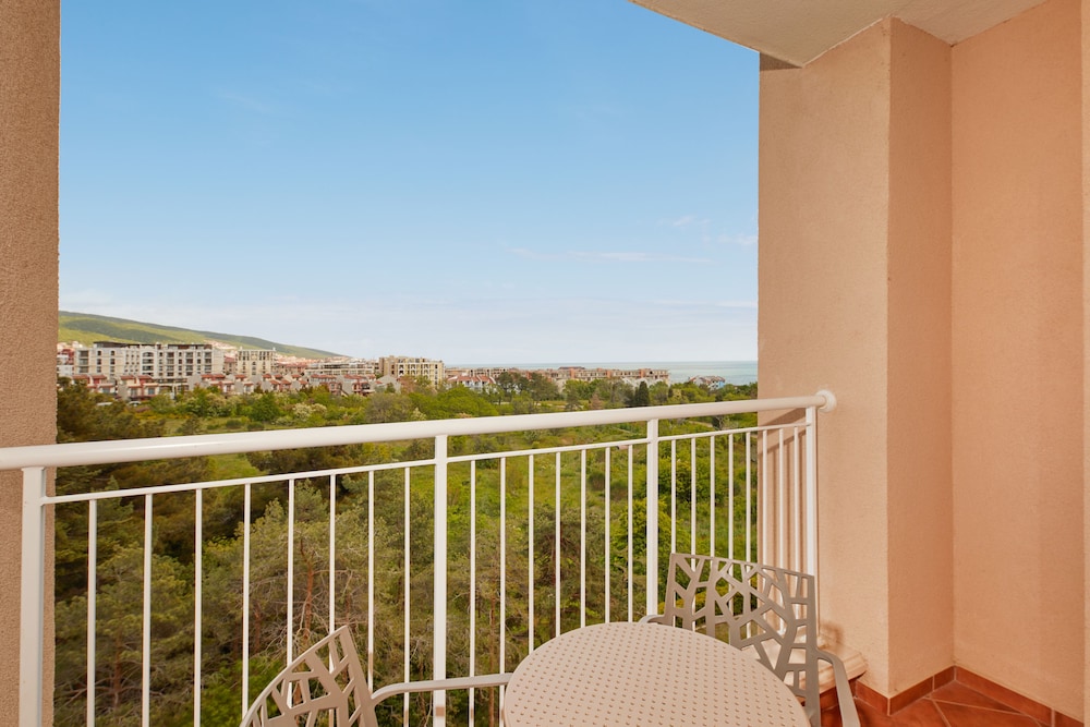 Dreams Sunny Beach Resort & Spa Premium All Inclusive