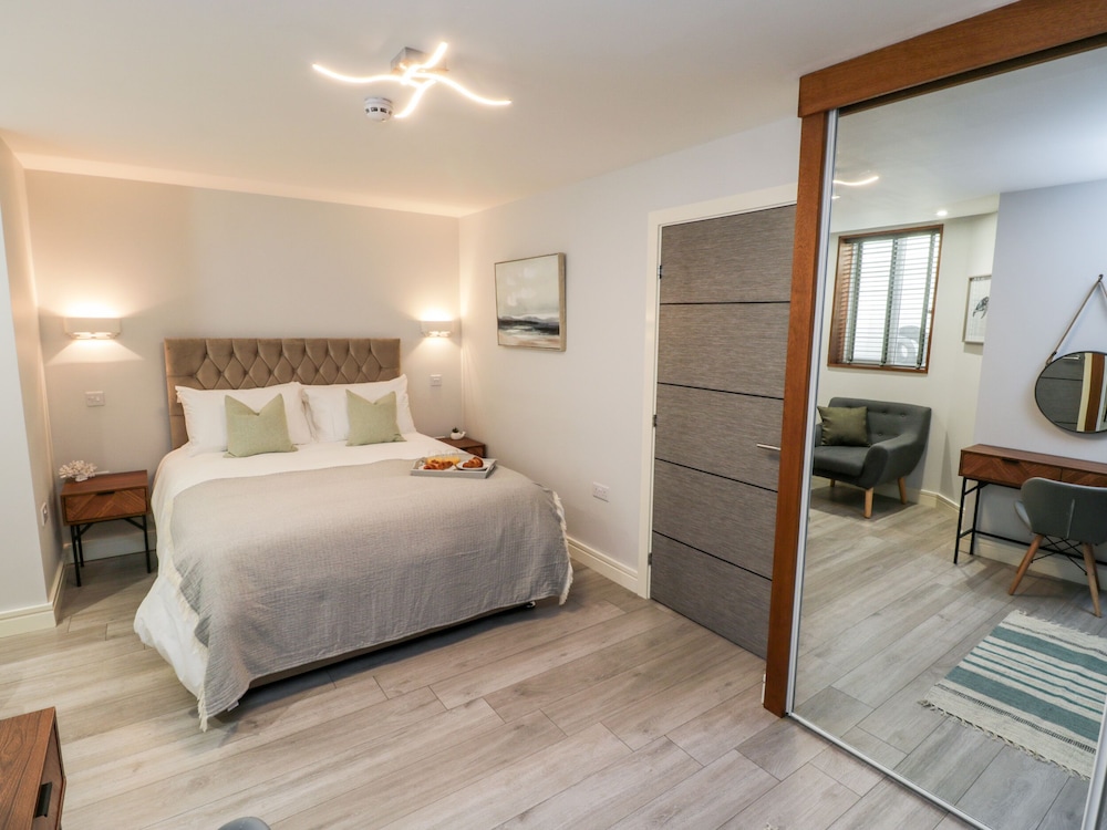 North Bay Retreat