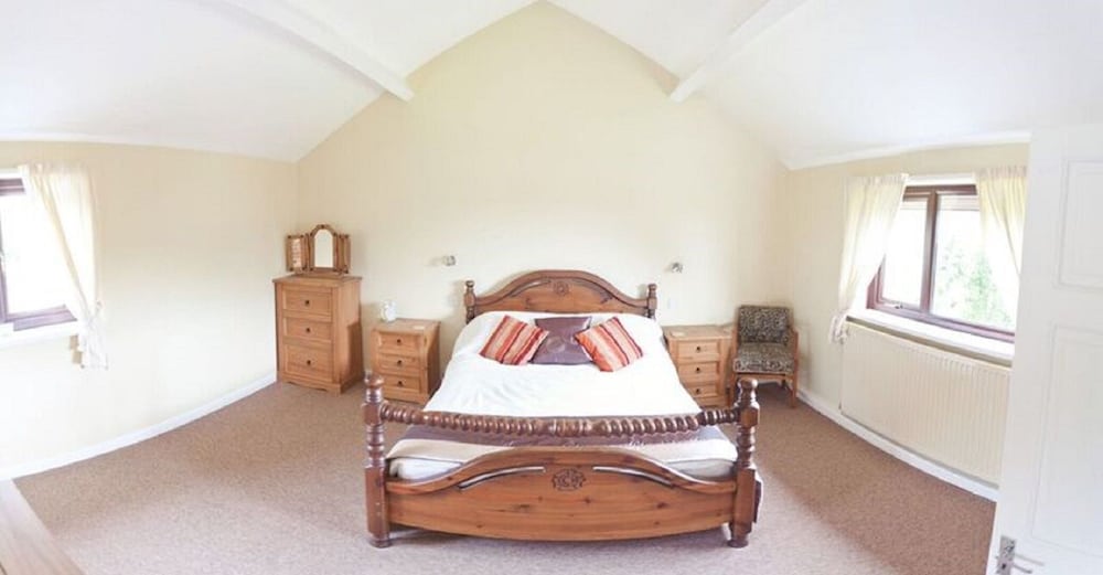 3 Bed Cottage With Hot Tub & Near New Quay, Wales view 5