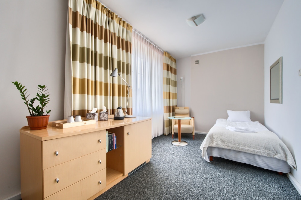 404 Rooms Wilanowska view 2