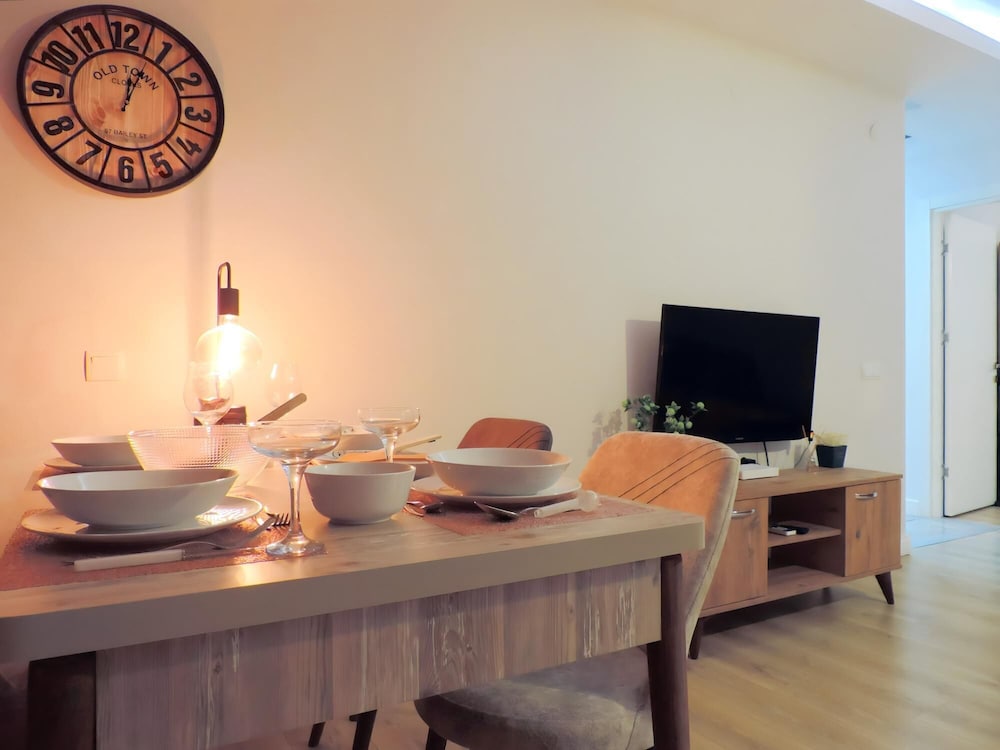 Modern Flat Near Center and Old Town in Antalya