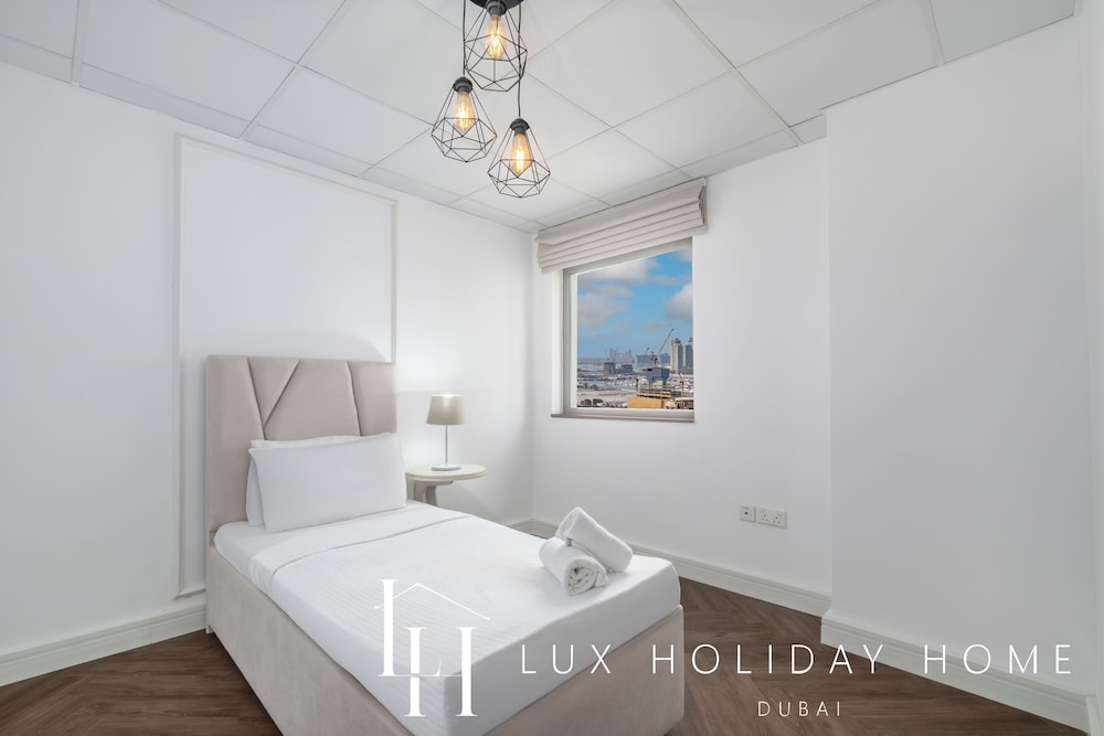 LUX The JBR Central Suite