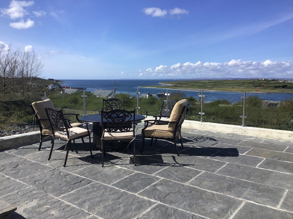 Seaspray House view 4
