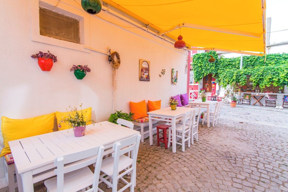 Bozcaada Butik Pansiyon - Image 19