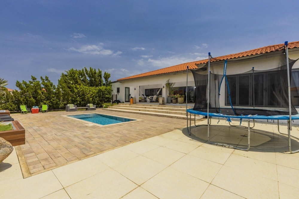 Villa Sophie Privatepool 5 Minutes From the Beach